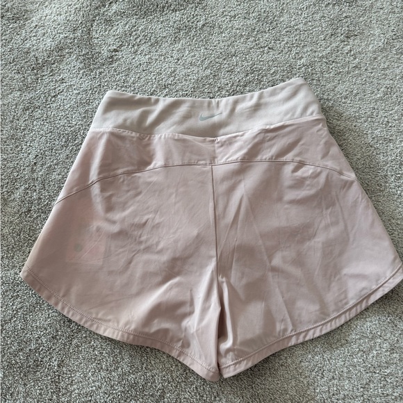 Nike Dri-FIT pink shorts with lining size women’s small - Picture 2 of 5
